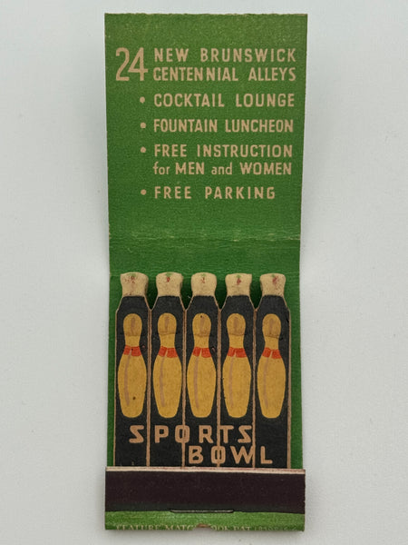 "Sports Bowl" Milwaukee, WI Vintage Feature Matchbook