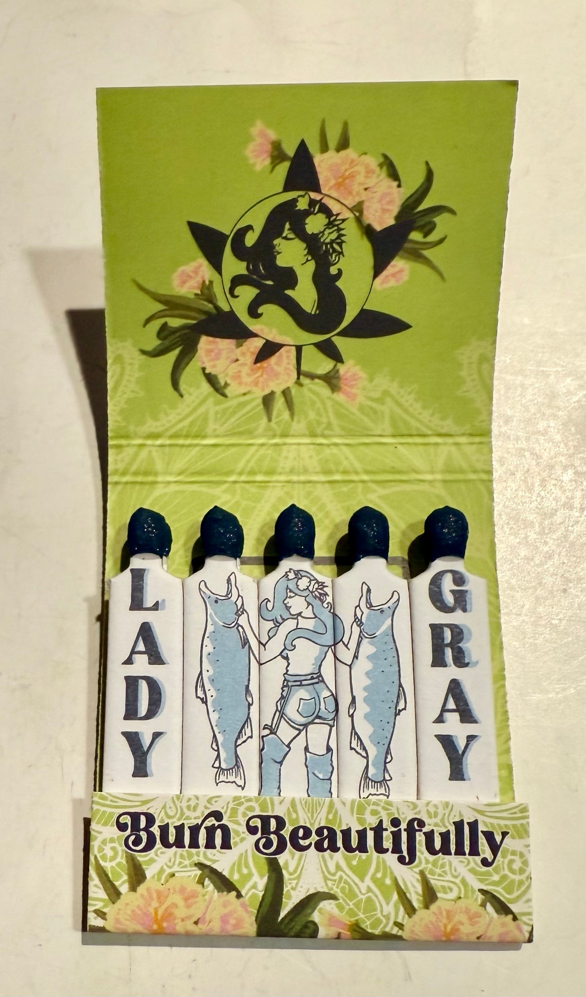 “Lady Gray” Retro Feature Matchbook