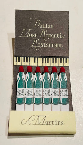 “R. Martins Restaurant”  Retro Feature Matchbook