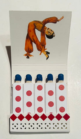 “Cecchi’s” Retro Feature Matchbook
