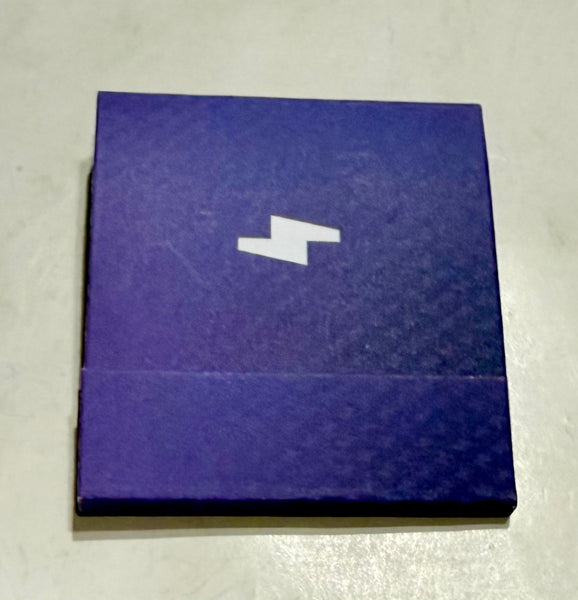 "Smartly" Retro Feature Matchbook