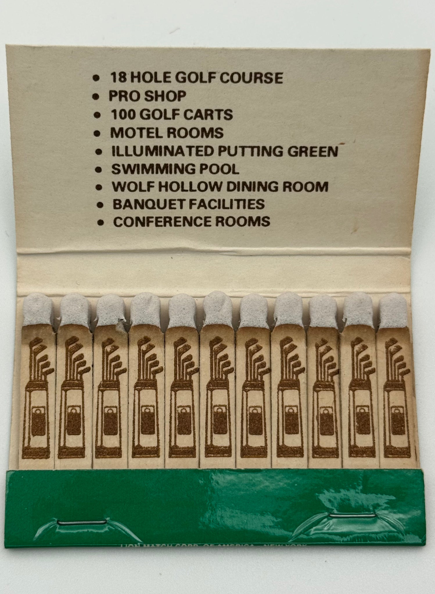 "Water Gap Country Club" Delaware Water Gap, PA Vintage Feature Matchbook